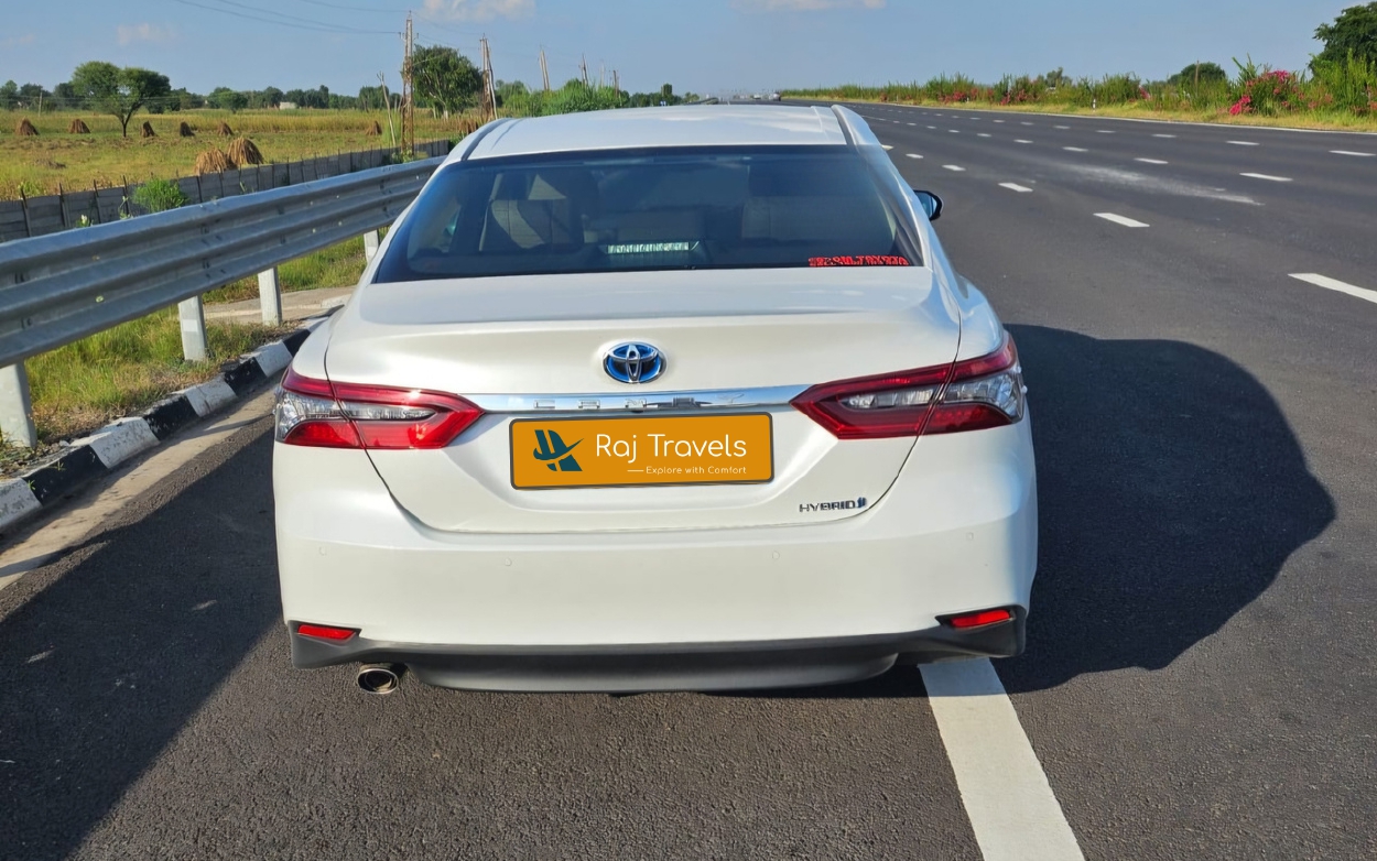 Camry taxi Jaipur