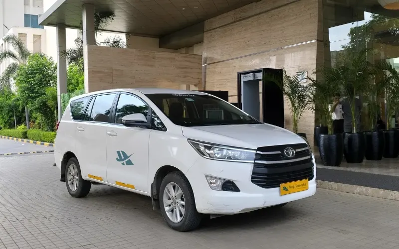 Innova Crysta Car Rental Jaipur