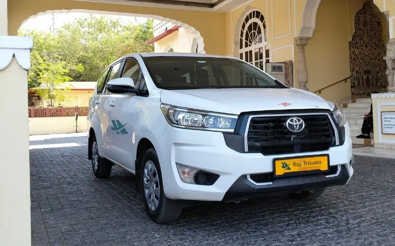 Affordable Innova Crysta car rental Jaipur Rajasthan