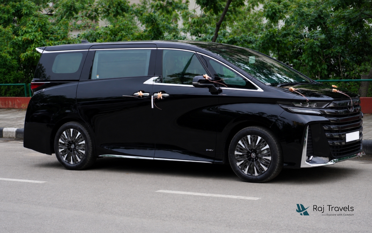 Toyota Vellfire rental in Jaipur